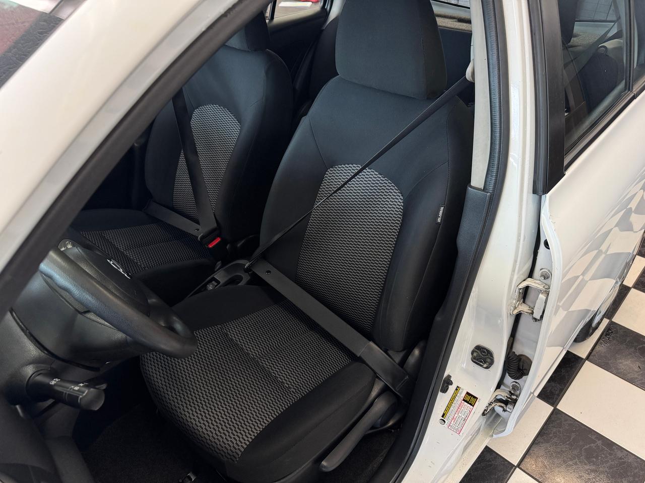 2017 Nissan Micra SV+A/C+Automatic+Cruise Control Photo