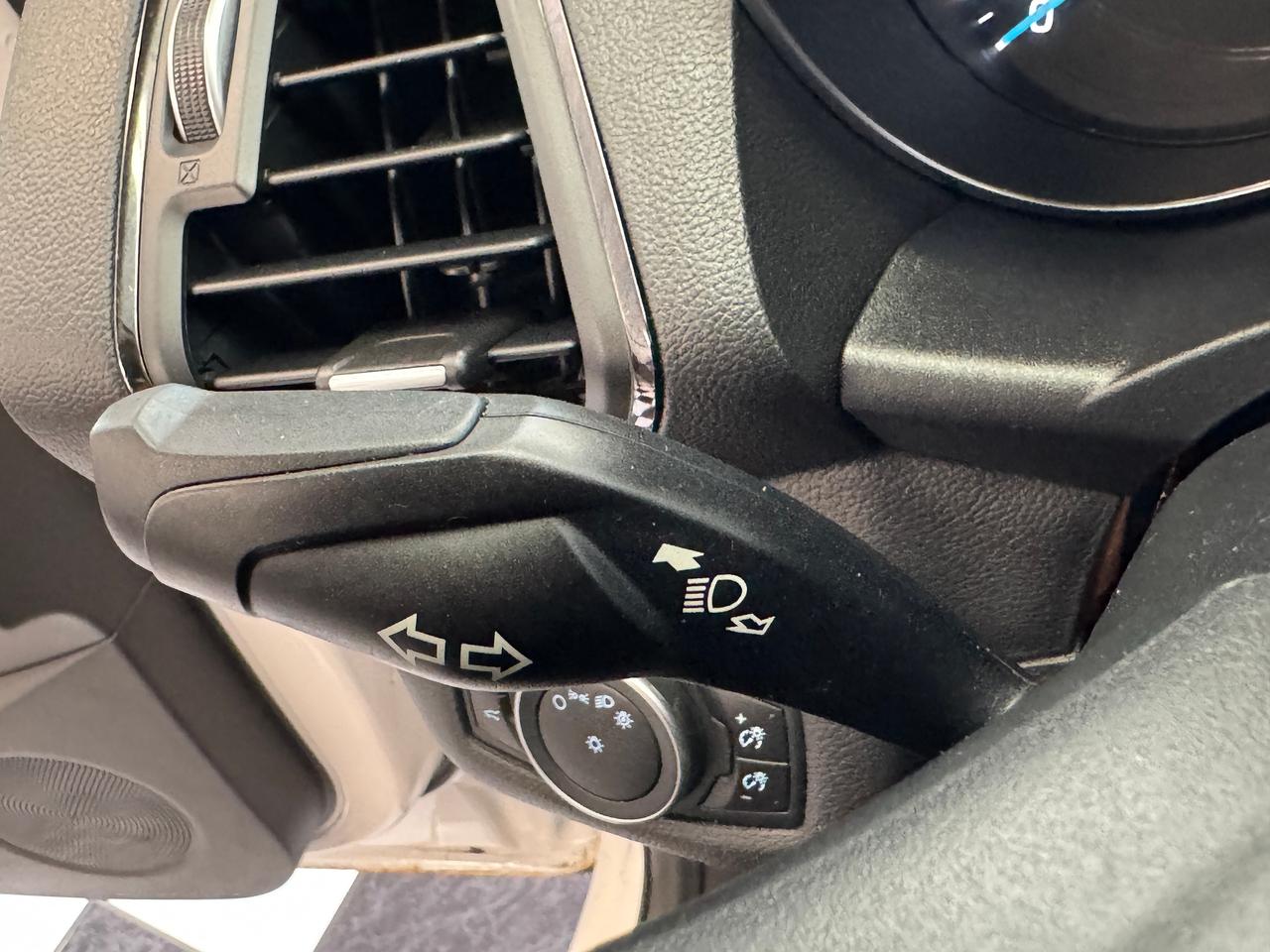2018 Ford Escape SEL 4WD+Leather+Roof+ApplePlay+GPS+CLEAN CARFAX Photo