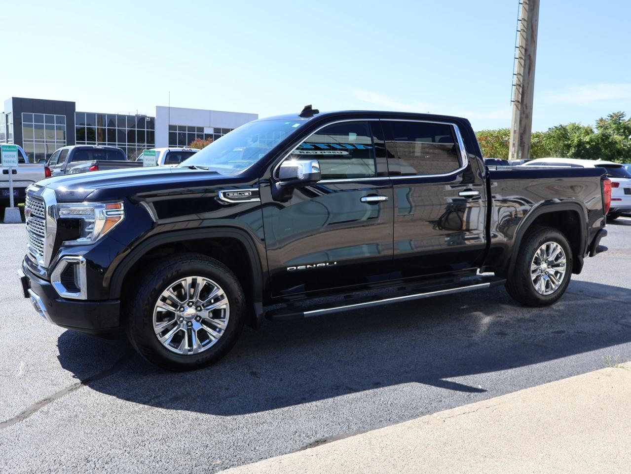 2019 GMC Sierra 1500 V8 DENALI 4WD CERTIFIED CAMERA NAV BLUETOOTH LEATHER HEATED SEATS CRUISE ALLOYS Photo2