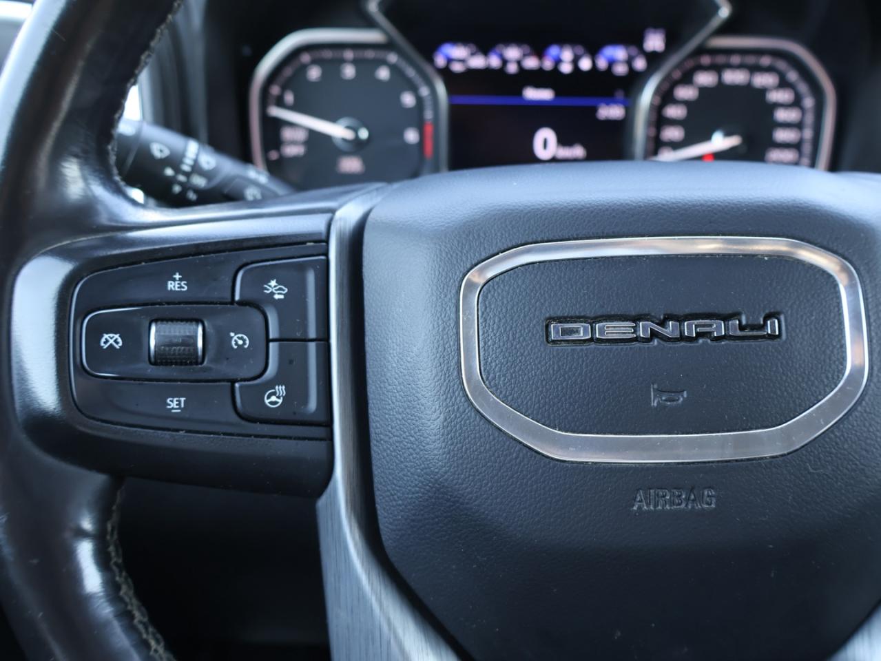 2019 GMC Sierra 1500 V8 DENALI 4WD CERTIFIED CAMERA NAV BLUETOOTH LEATHER HEATED SEATS CRUISE ALLOYS - Photo #36