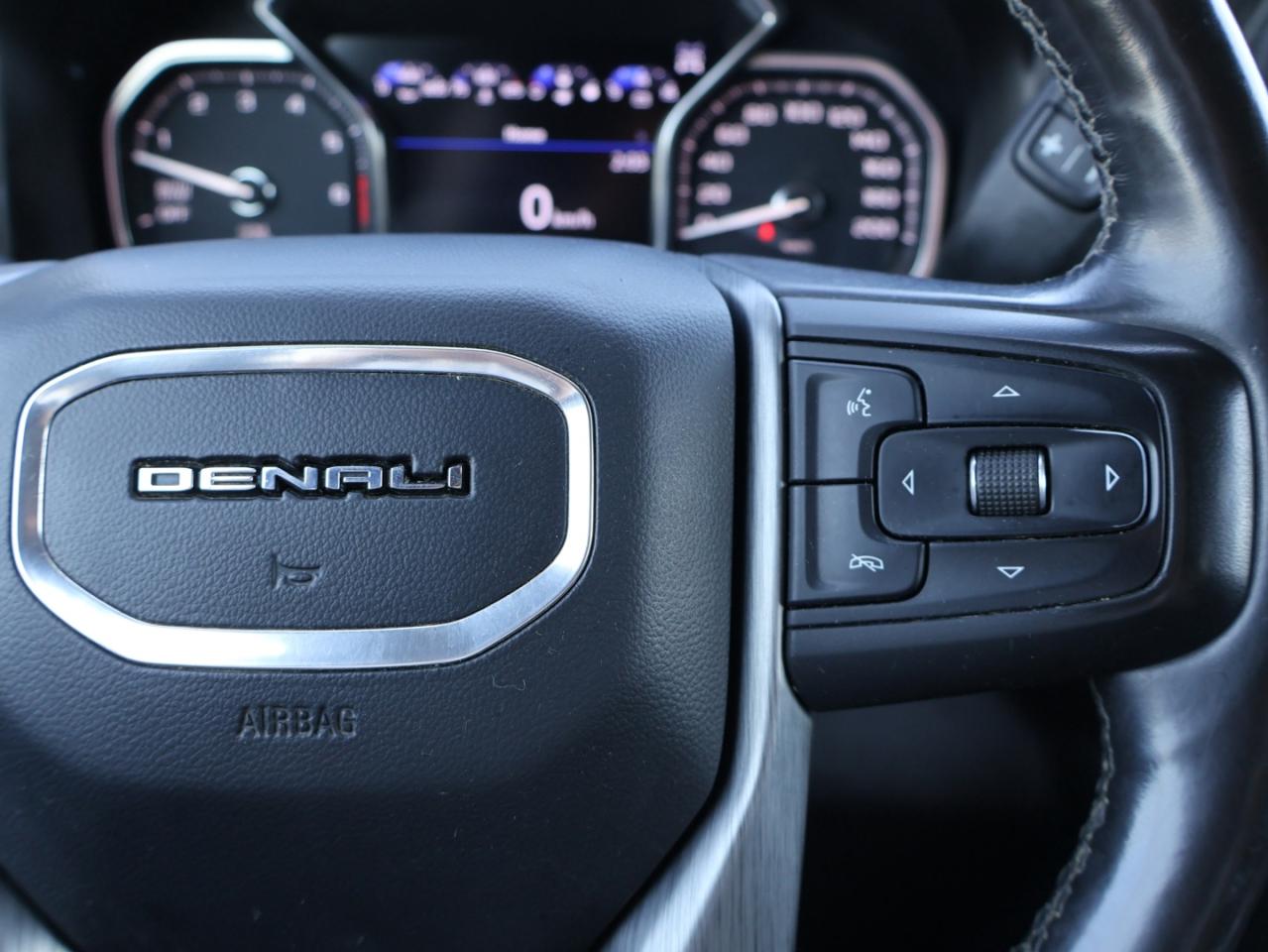 2019 GMC Sierra 1500 V8 DENALI 4WD CERTIFIED CAMERA NAV BLUETOOTH LEATHER HEATED SEATS CRUISE ALLOYS - Photo #37