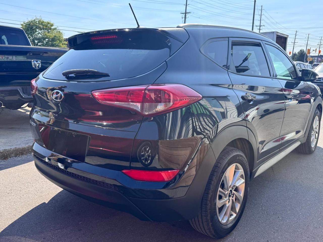 2017 Hyundai Tucson Premium - Photo #6