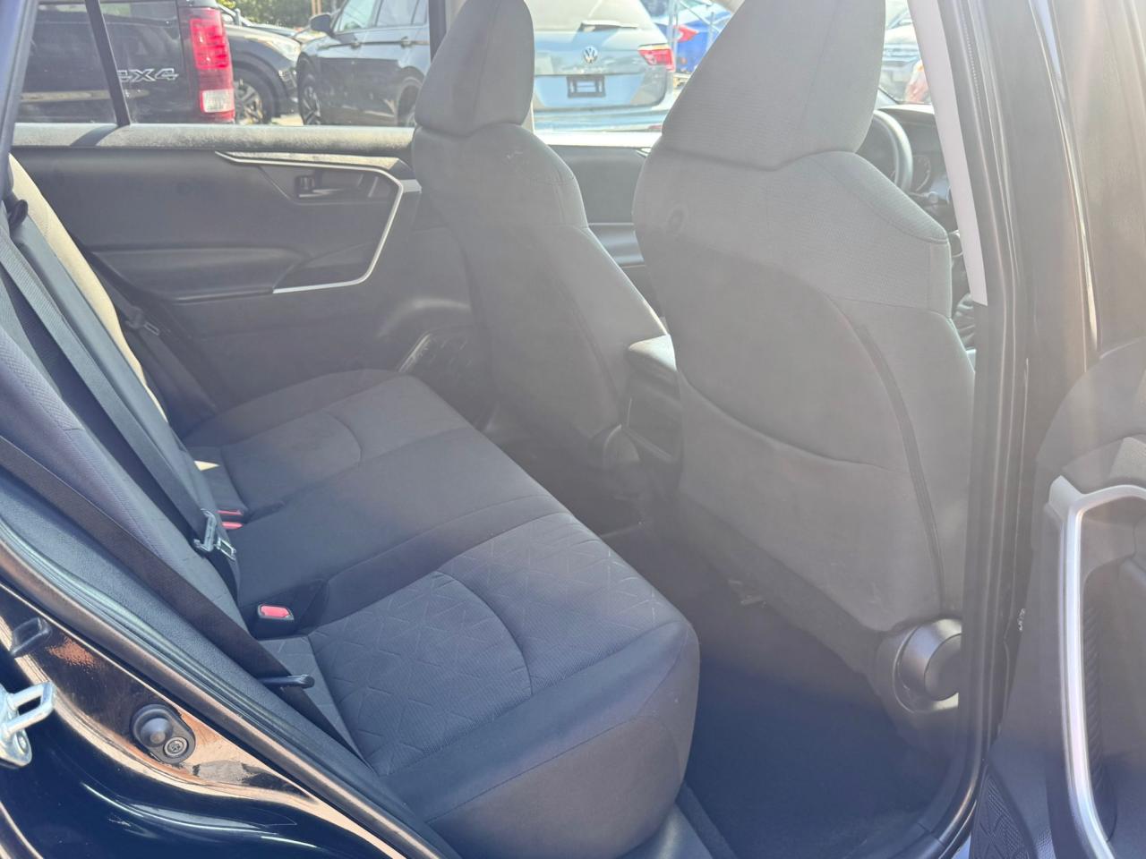 2021 Toyota RAV4 LE - Photo #8