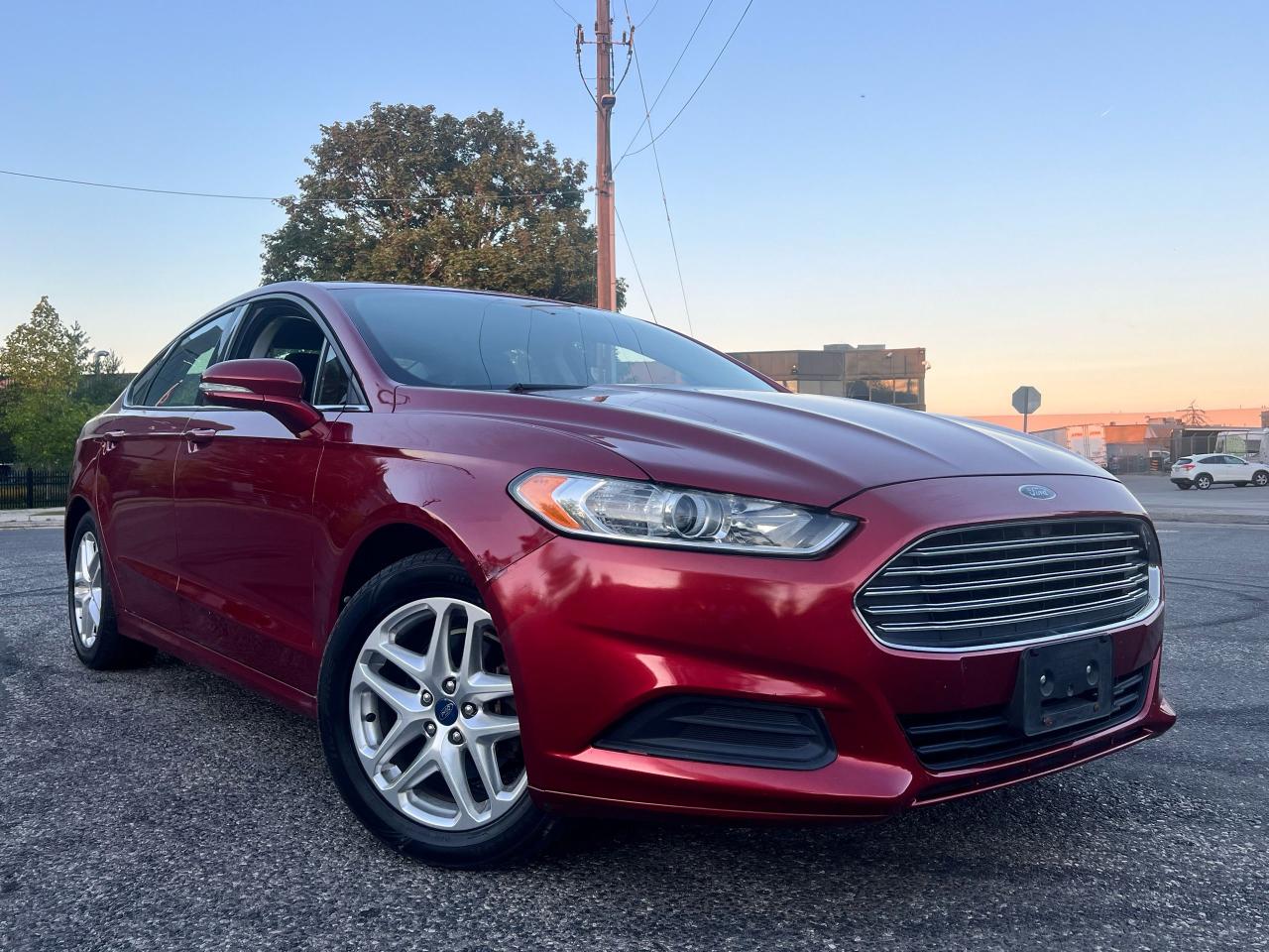 2013 Ford Fusion SE - Photo #4