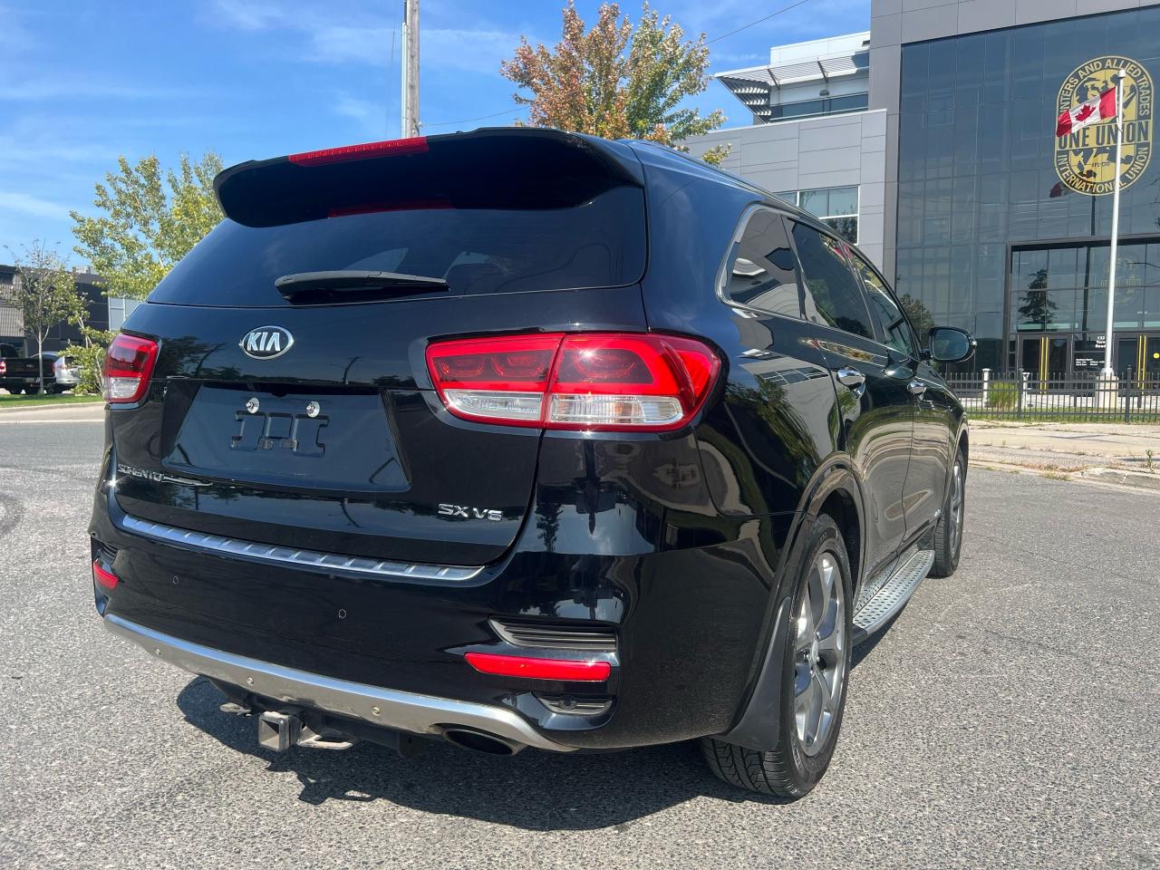 2016 Kia Sorento 3.3L SX - Photo #9