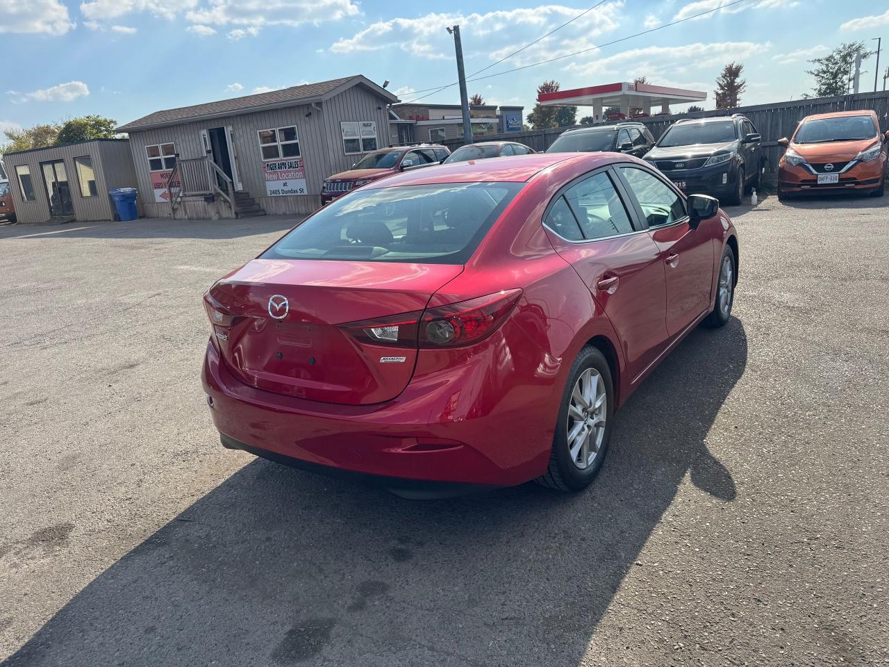 2016 Mazda MAZDA3 GS - Photo #5