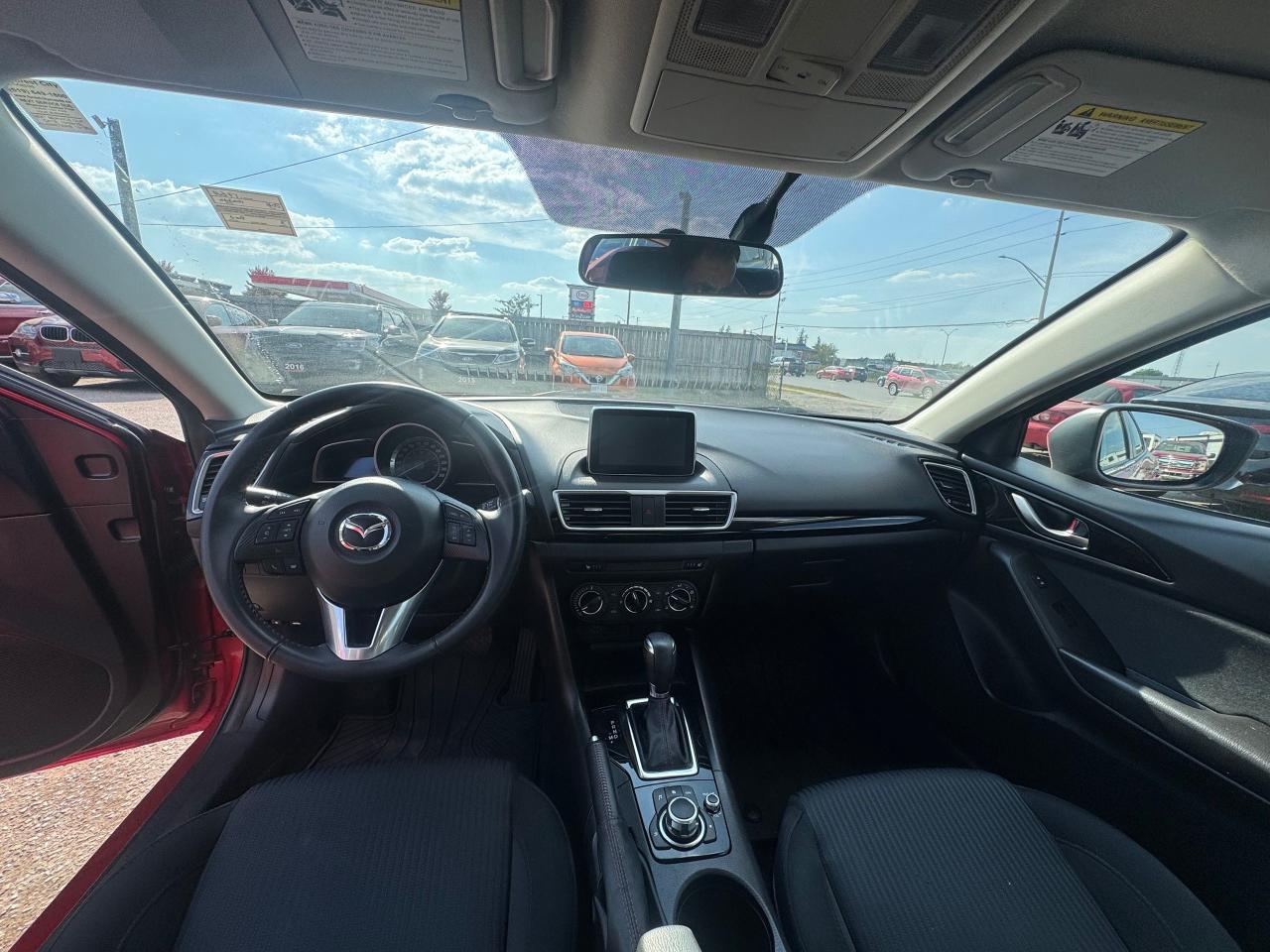 2016 Mazda MAZDA3 GS - Photo #14
