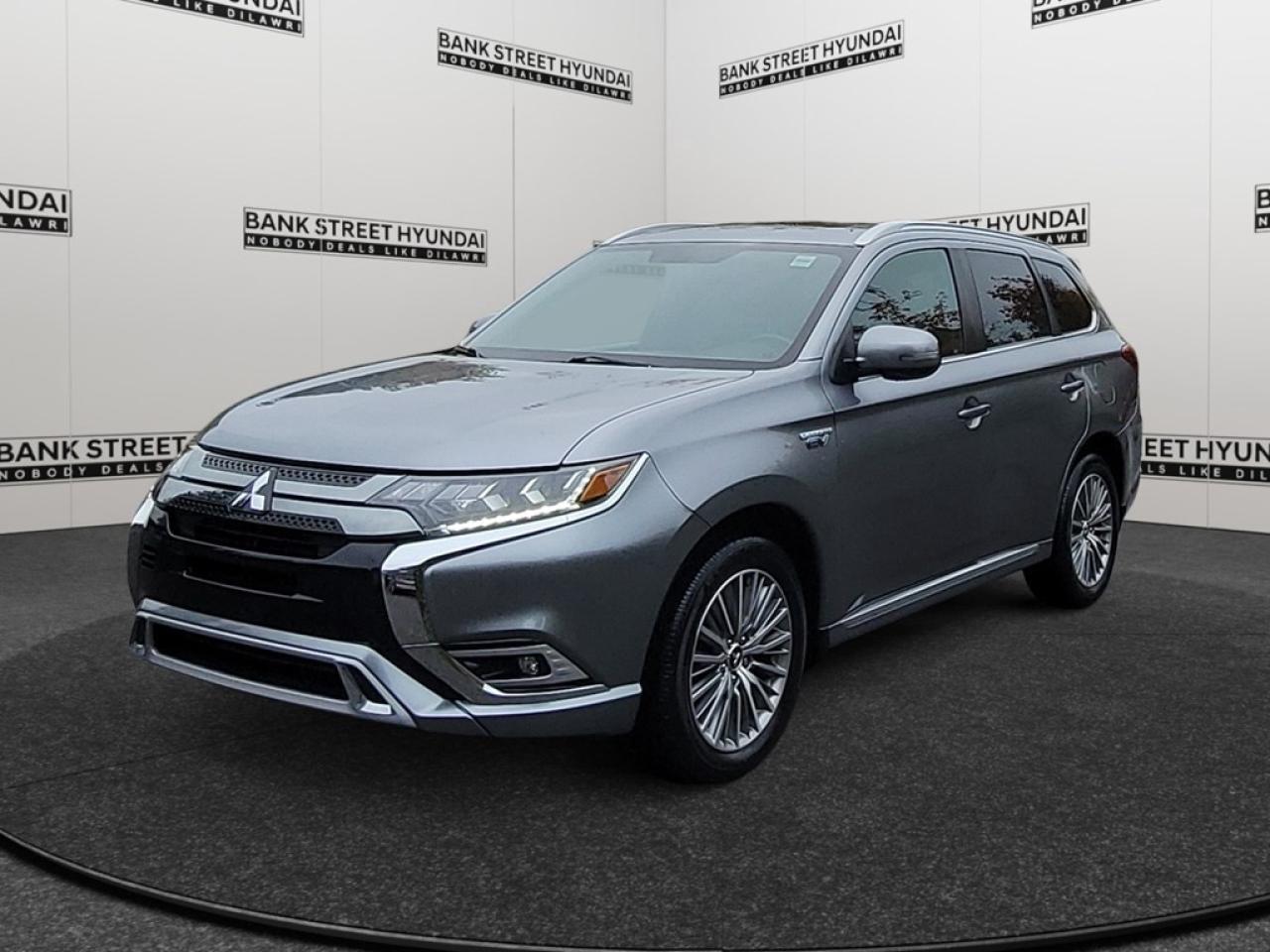Used 2020 Mitsubishi Outlander Plug-In Hybrid SEL S-AWC for sale in Ottawa, ON