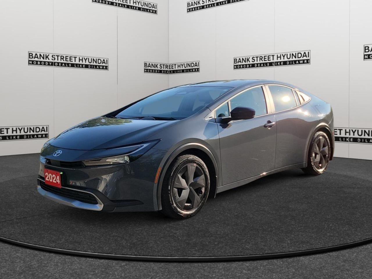 Used 2024 Toyota Prius Prime SE Auto for sale in Ottawa, ON