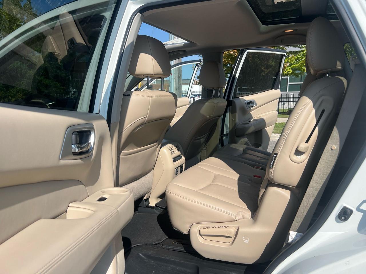 2018 Nissan Pathfinder SL PREMIUM - Photo #16