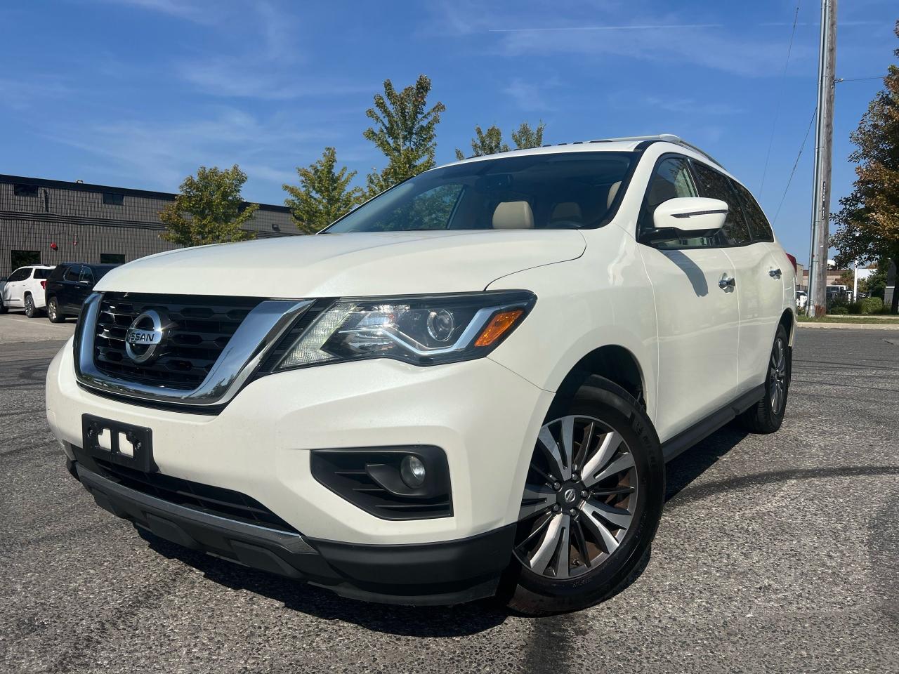 2018 Nissan Pathfinder SL PREMIUM - Photo #2