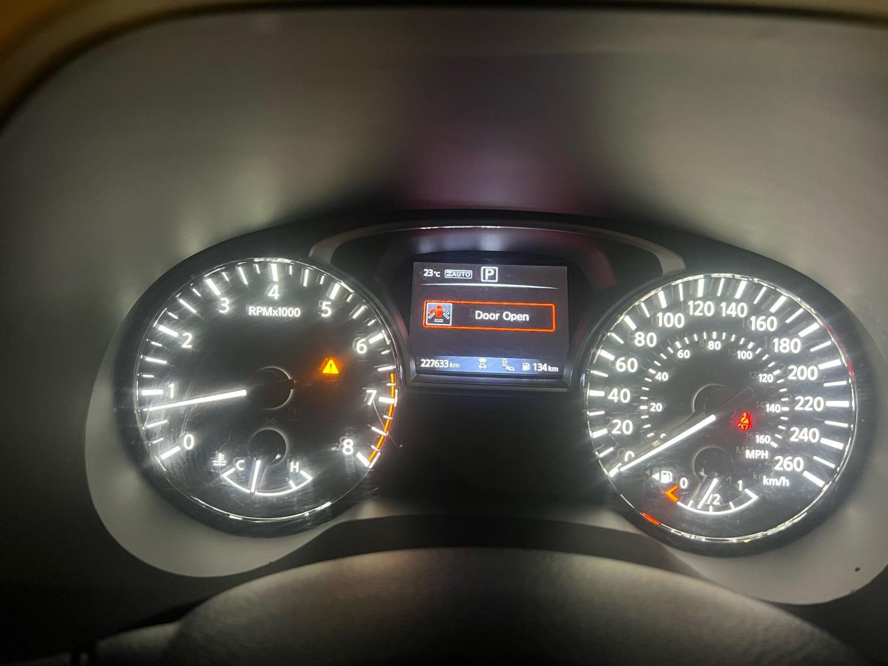 2018 Nissan Pathfinder SL PREMIUM - Photo #25