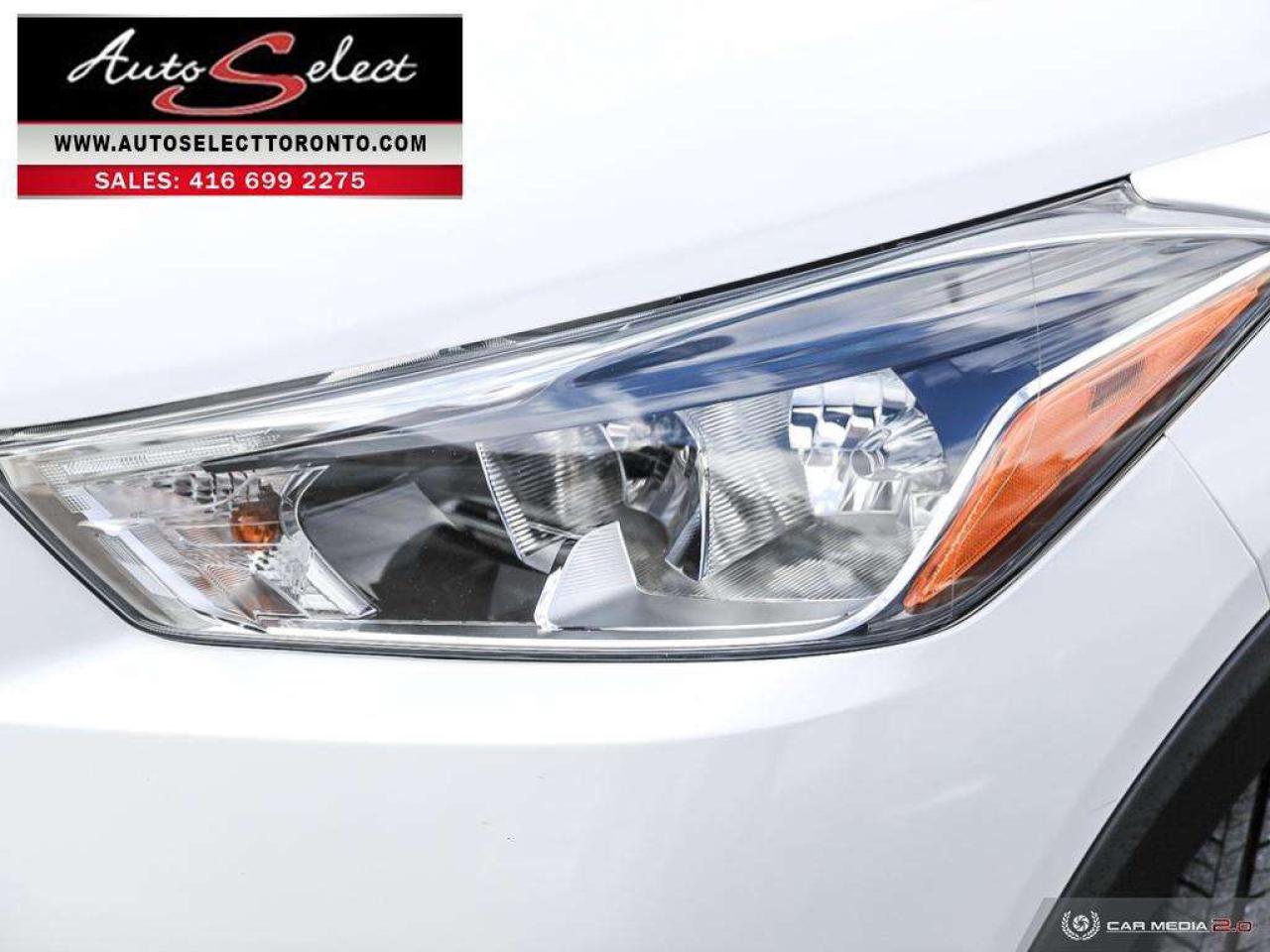 2019 Nissan Kicks SV Apple Carplay - Android Auto - Backup Camera Photo