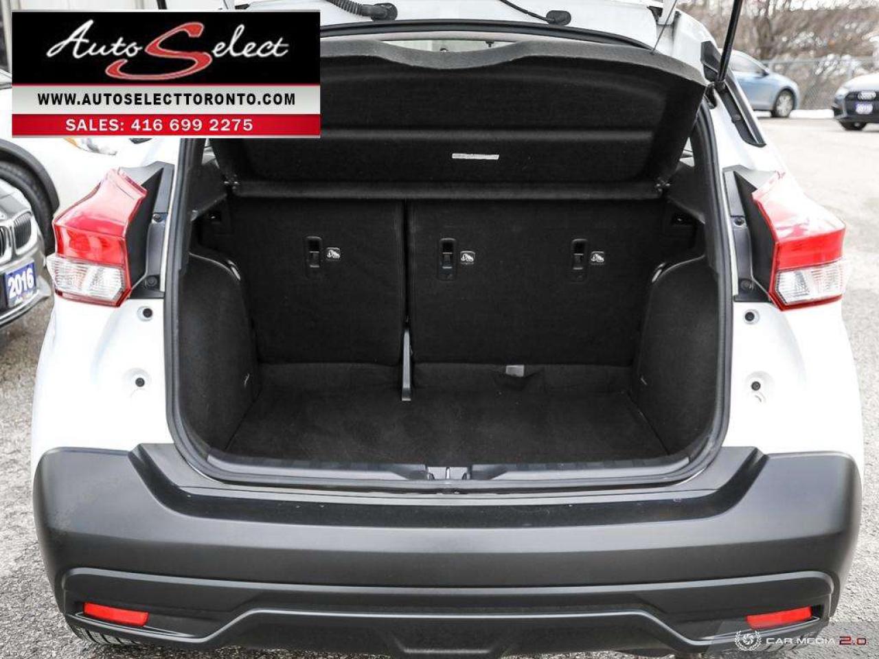 2019 Nissan Kicks SV Apple Carplay - Android Auto - Backup Camera Photo