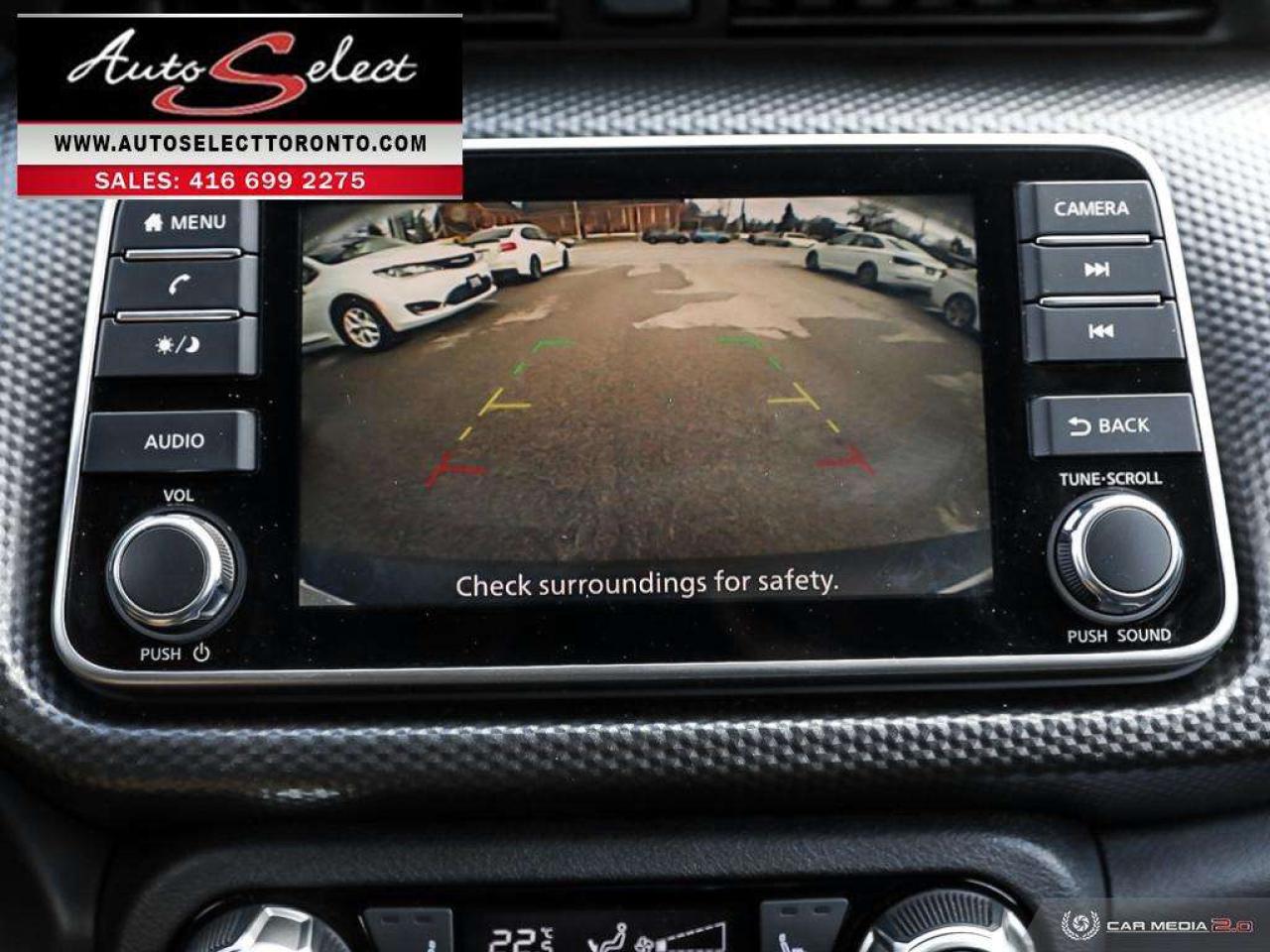 2019 Nissan Kicks SV Apple Carplay - Android Auto - Backup Camera Photo