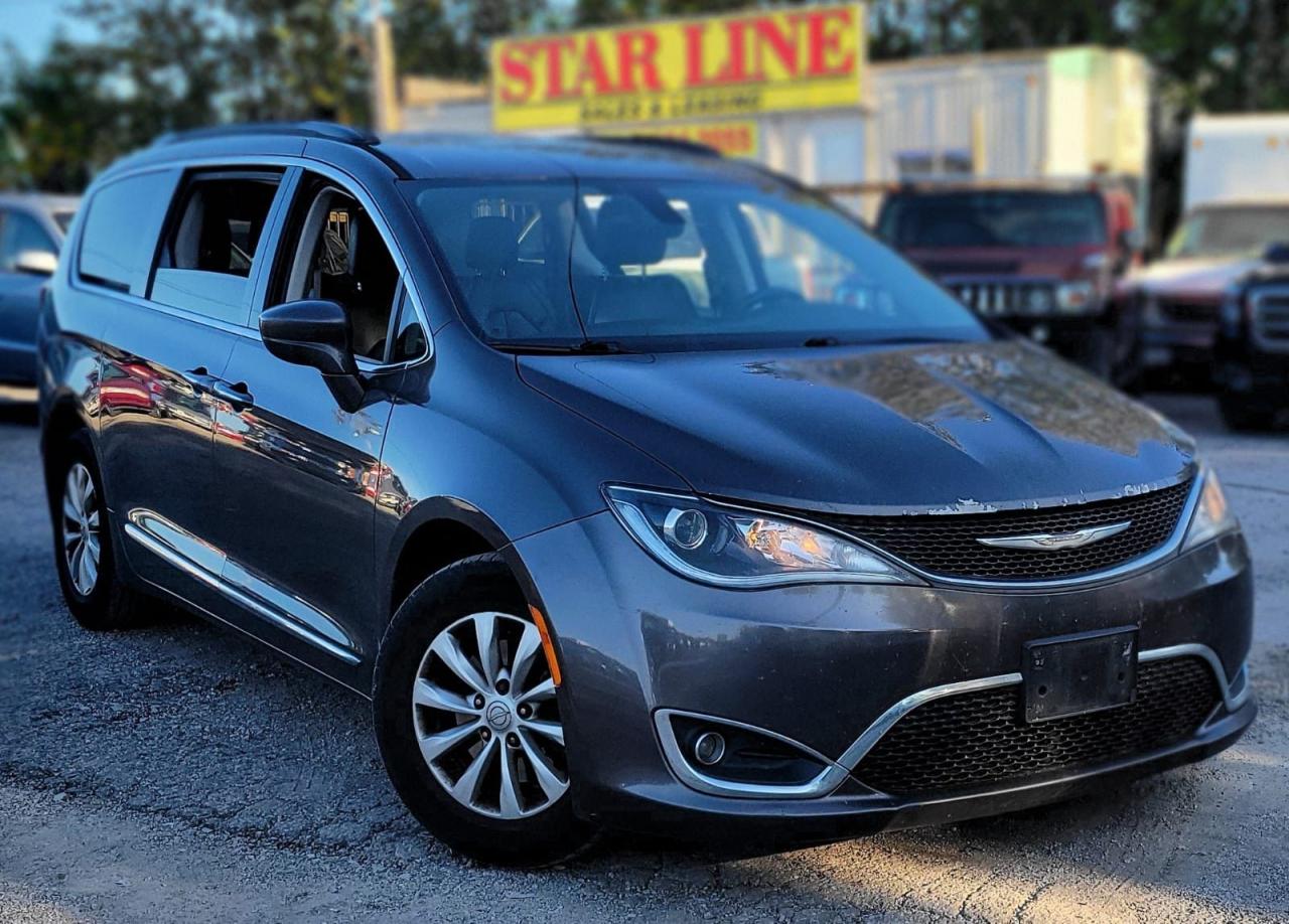 2017 Chrysler Pacifica Touring-L - Photo #1