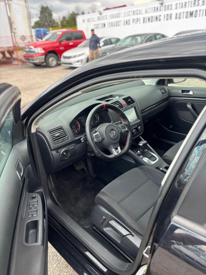 2010 Volkswagen Jetta wolfsburg Photo3
