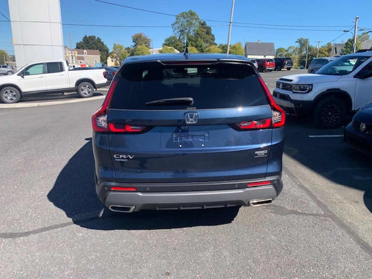 2025 Honda CR-V Hybrid EX-L Photo