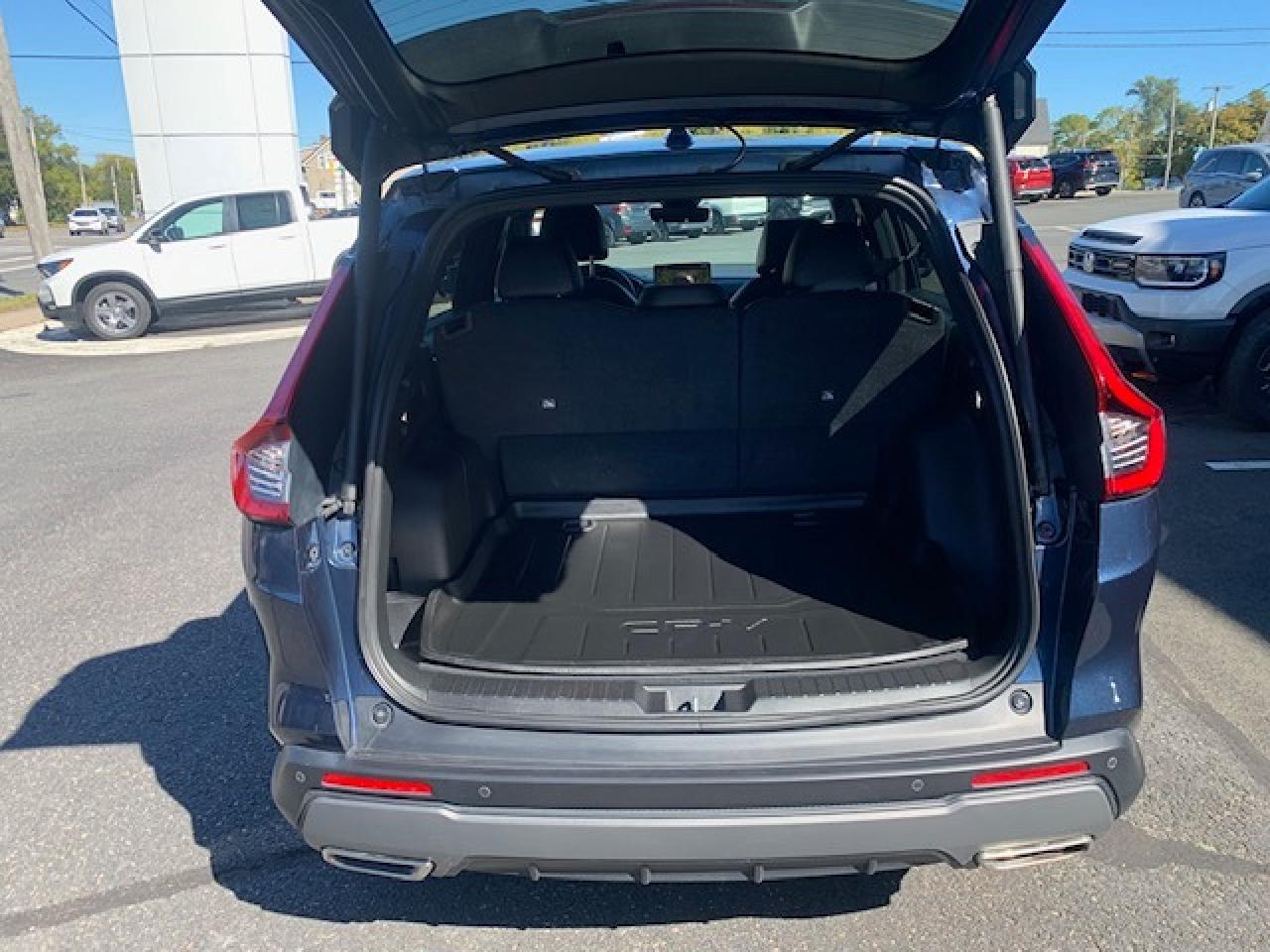 2025 Honda CR-V Hybrid EX-L Photo