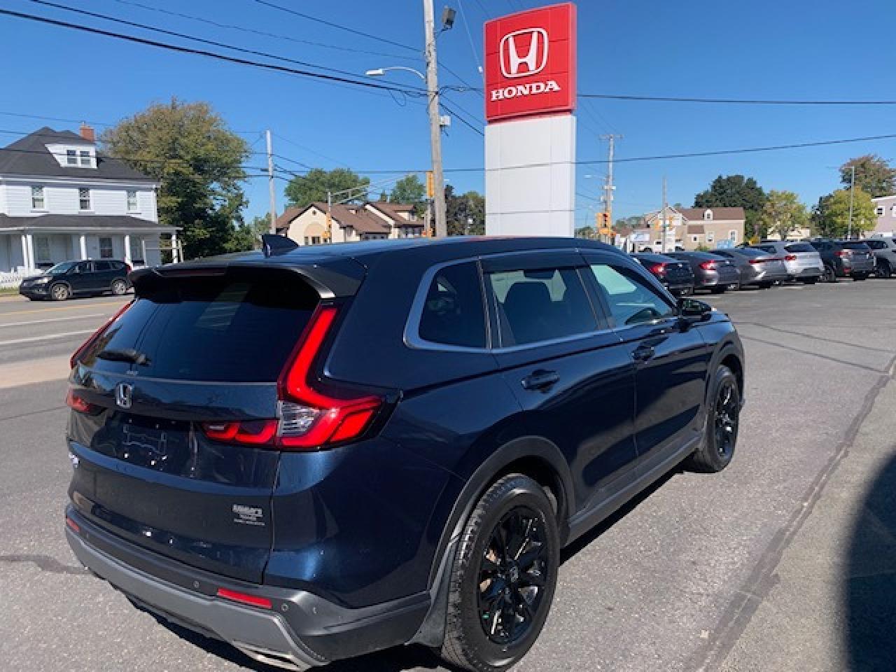 2025 Honda CR-V Hybrid EX-L Photo