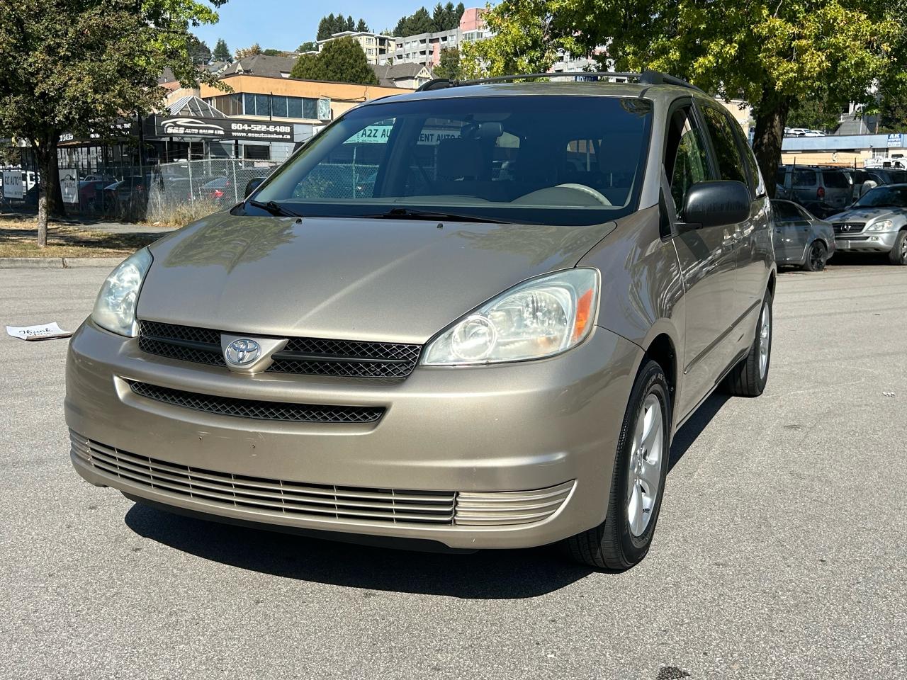 2004 Toyota Sienna 