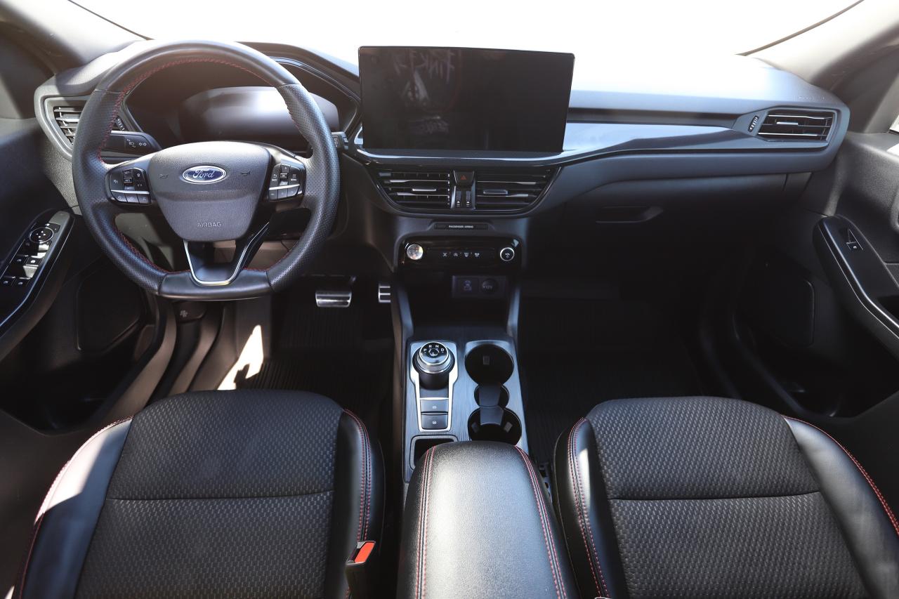 2023 Ford Escape ST-Line Select AWD Photo5