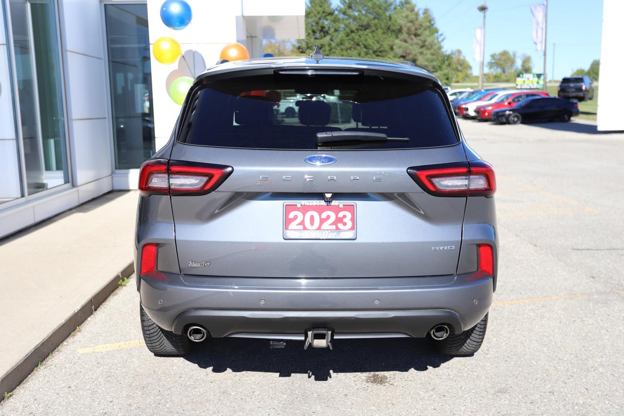 2023 Ford Escape ST-Line Select AWD Photo4