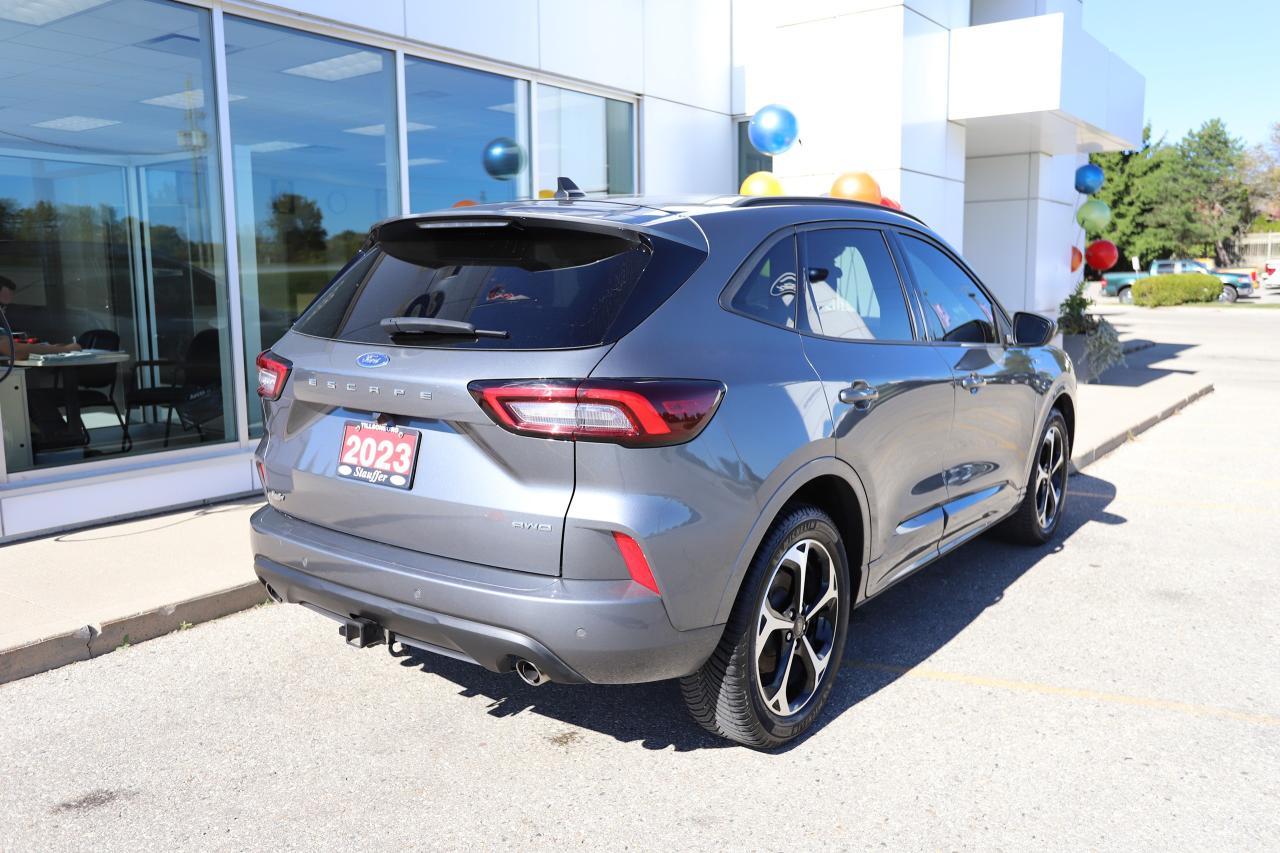 2023 Ford Escape ST-Line Select AWD Photo5