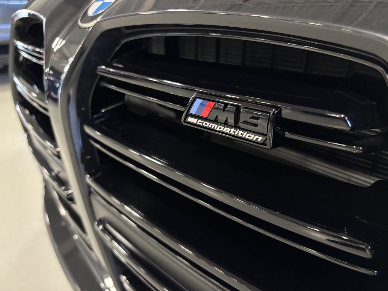 2025 BMW M3 Competition|SEDAN|AWD|NO LUX TAX|REDLEATHER|CARBON - Photo #4