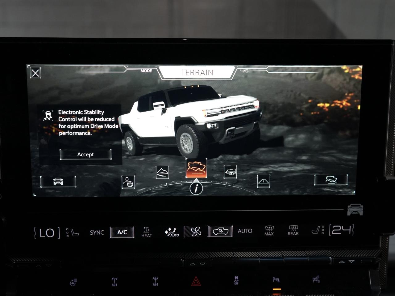 2023 GMC HUMMER EV Pickup e4WD Crew Cab|NO ACCIDENTS|360CAM|PANO|ADAPTIVE CC Photo