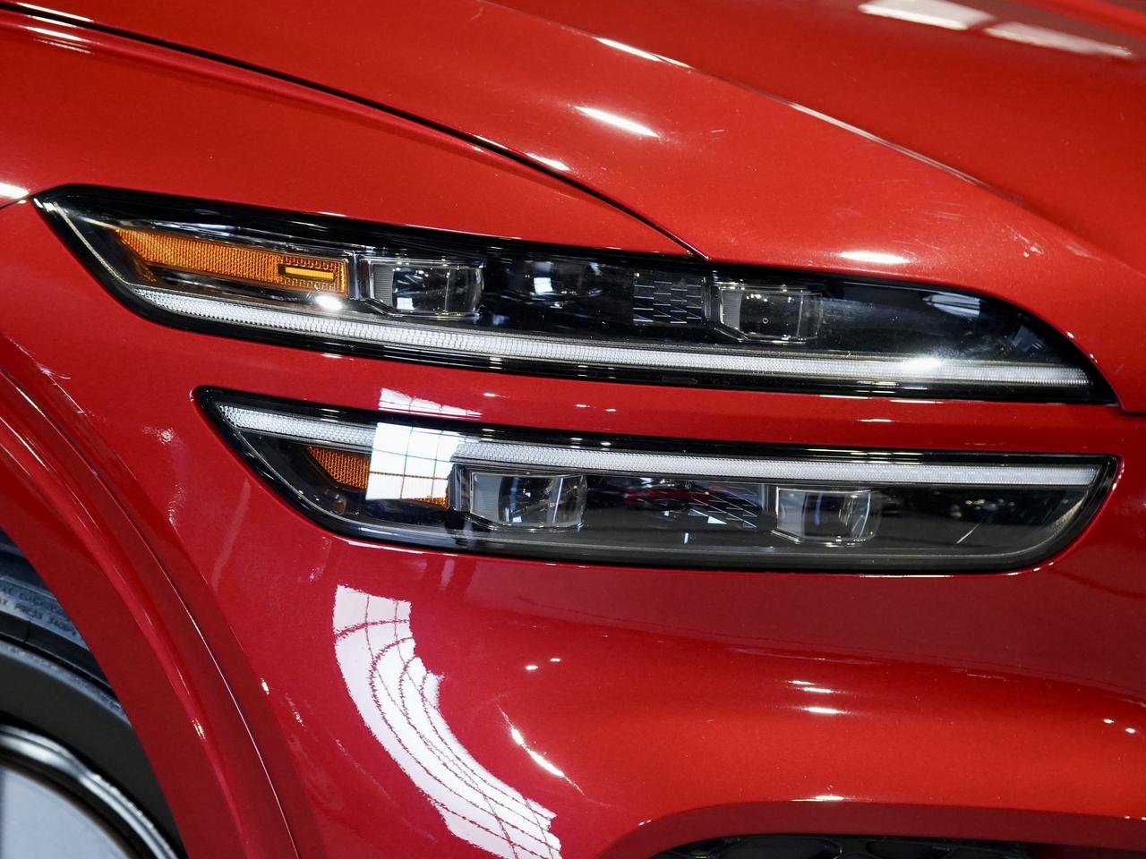 2023 Genesis GV70 Sport Plus/PANO/HUD/21 IN RIM/PANO/360CAM/1OWNER Photo