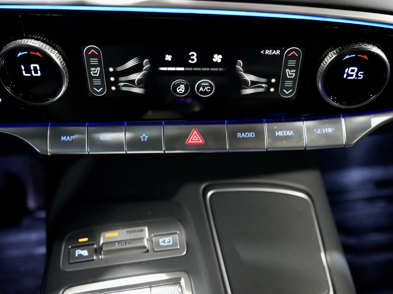 2023 Genesis GV70 Sport Plus/PANO/HUD/21 IN RIM/PANO/360CAM/1OWNER Photo