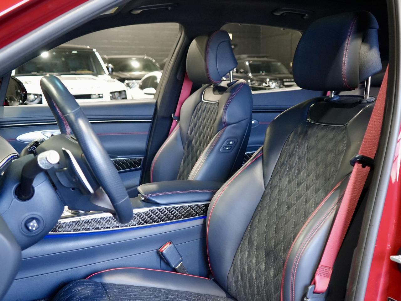 2023 Genesis GV70 Sport Plus/PANO/HUD/21 IN RIM/PANO/360CAM/1OWNER Photo