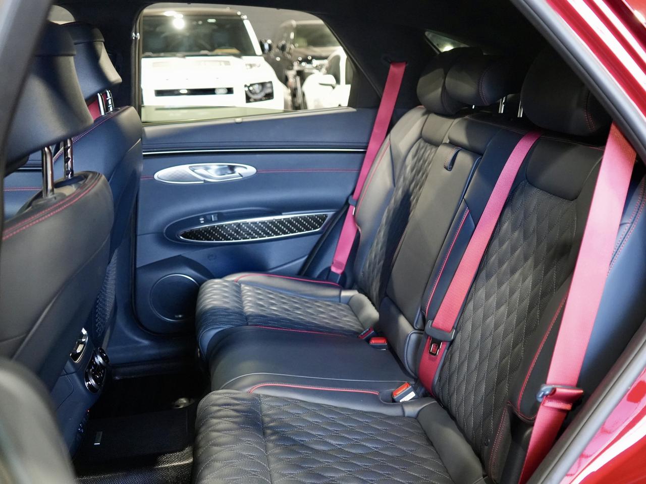 2023 Genesis GV70 Sport Plus/PANO/HUD/21 IN RIM/PANO/360CAM/1OWNER Photo