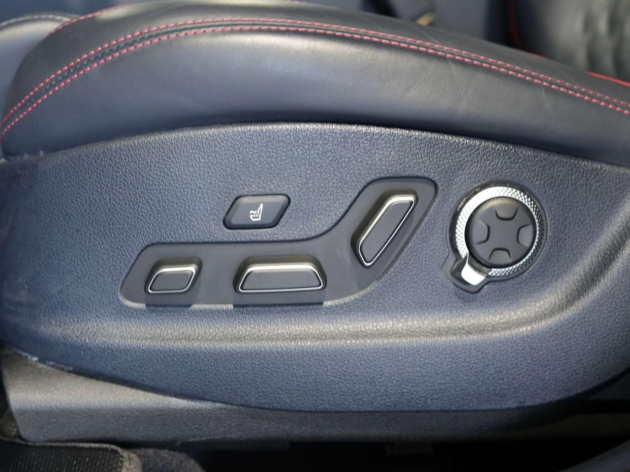 2023 Genesis GV70 Sport Plus/PANO/HUD/21 IN RIM/PANO/360CAM/1OWNER Photo