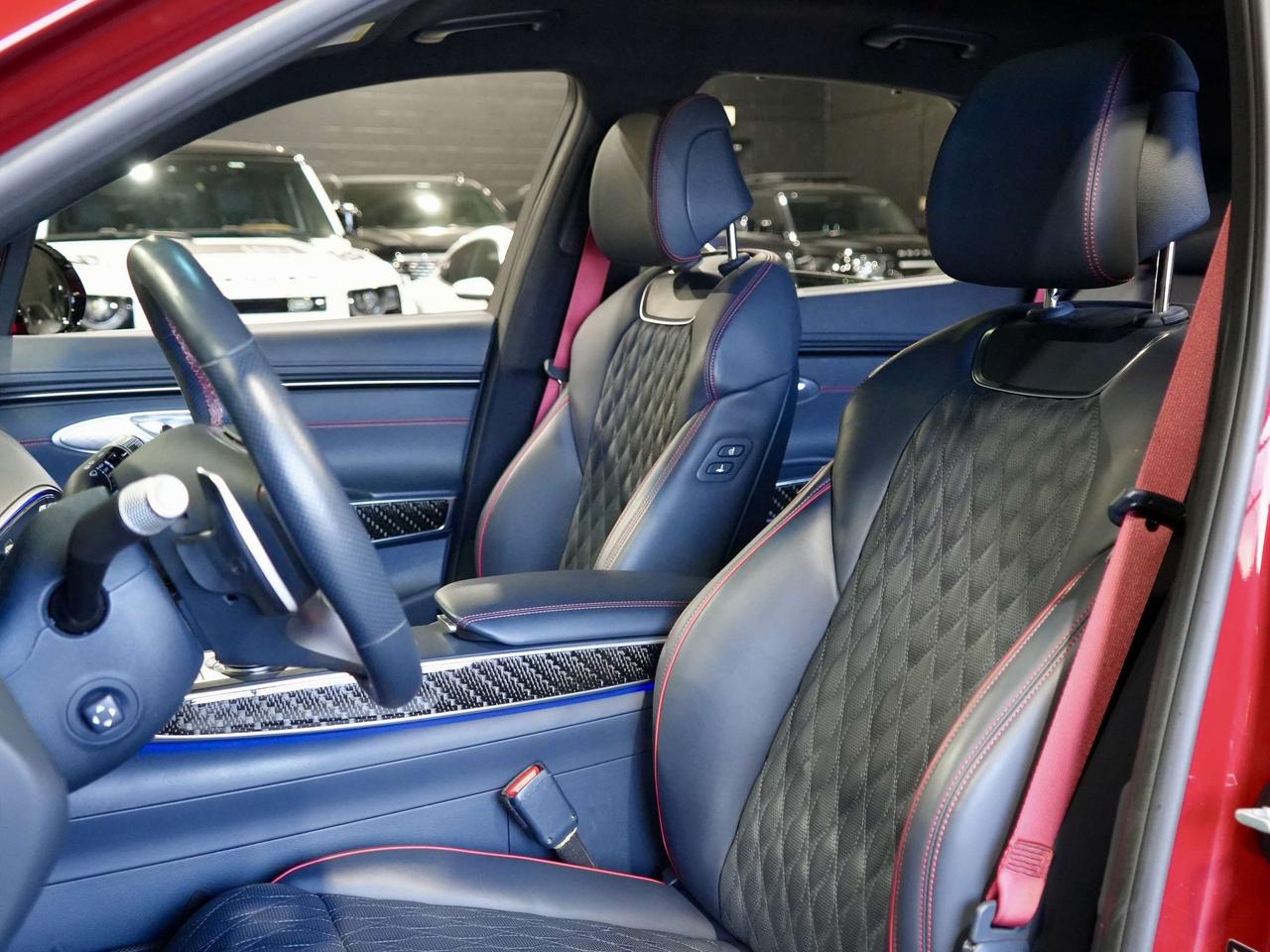 2023 Genesis GV70 Sport Plus/PANO/HUD/21 IN RIM/PANO/360CAM/1OWNER Photo