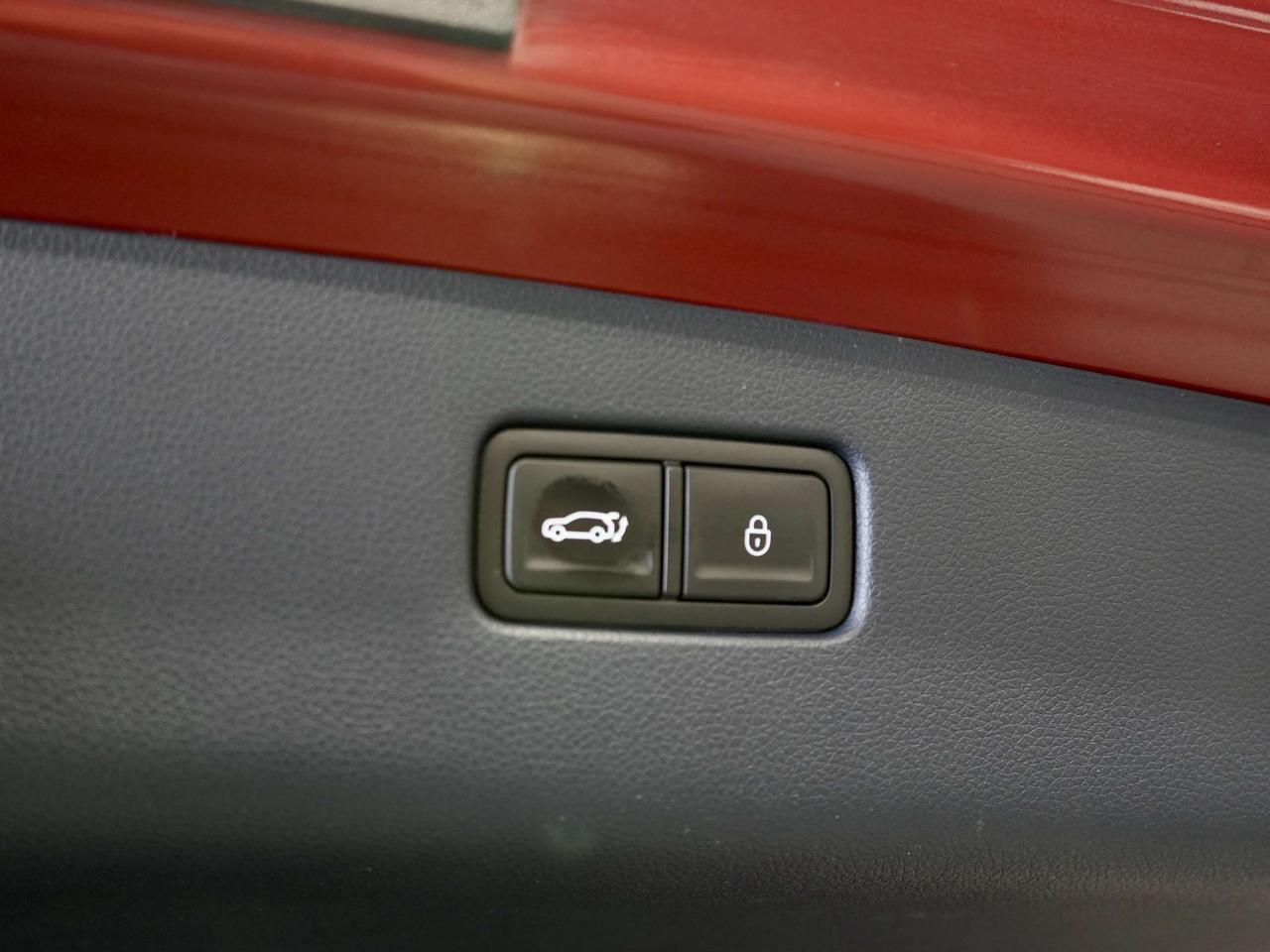 2023 Genesis GV70 Sport Plus/PANO/HUD/21 IN RIM/PANO/360CAM/1OWNER Photo