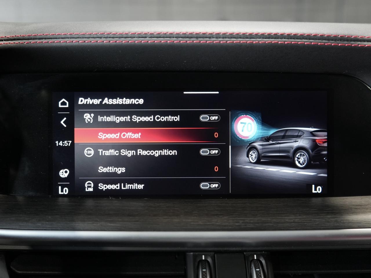 2021 Alfa Romeo Stelvio Ti/PANO/CAM/NAV/HARMAN K/DRIVE ASSIST/NO ACCIDENTS Photo