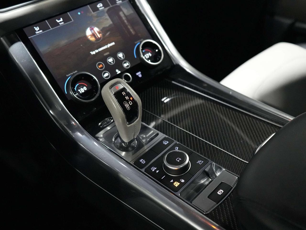 2018 Land Rover Range Rover Sport V8  SVR/HUD/360CAM/PANO/MERIDIAN/22 IN RIMS Photo