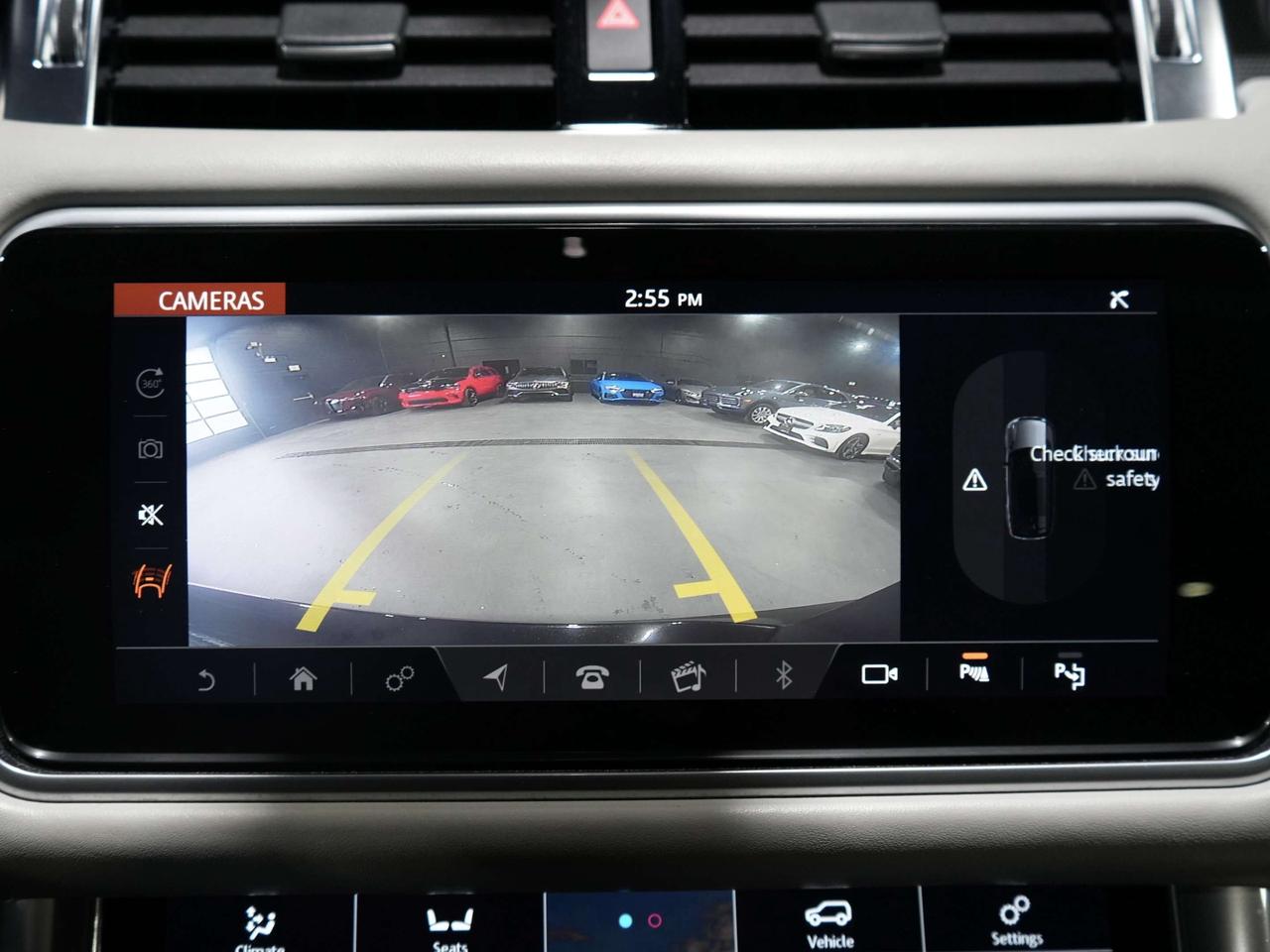 2018 Land Rover Range Rover Sport V8  SVR/HUD/360CAM/PANO/MERIDIAN/22 IN RIMS Photo