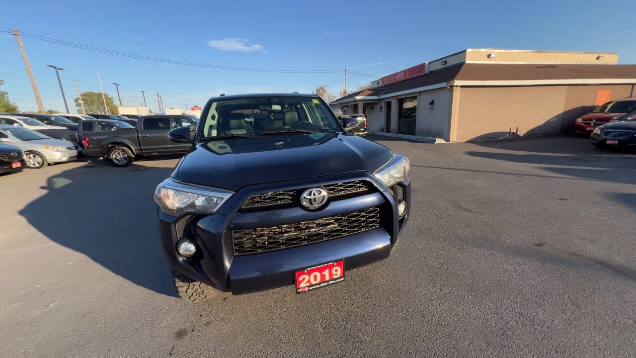2019 Toyota 4Runner 4X4 | 7-PASSENGER | HTD LEATHER |SUNROOF | TOW PKG Photo