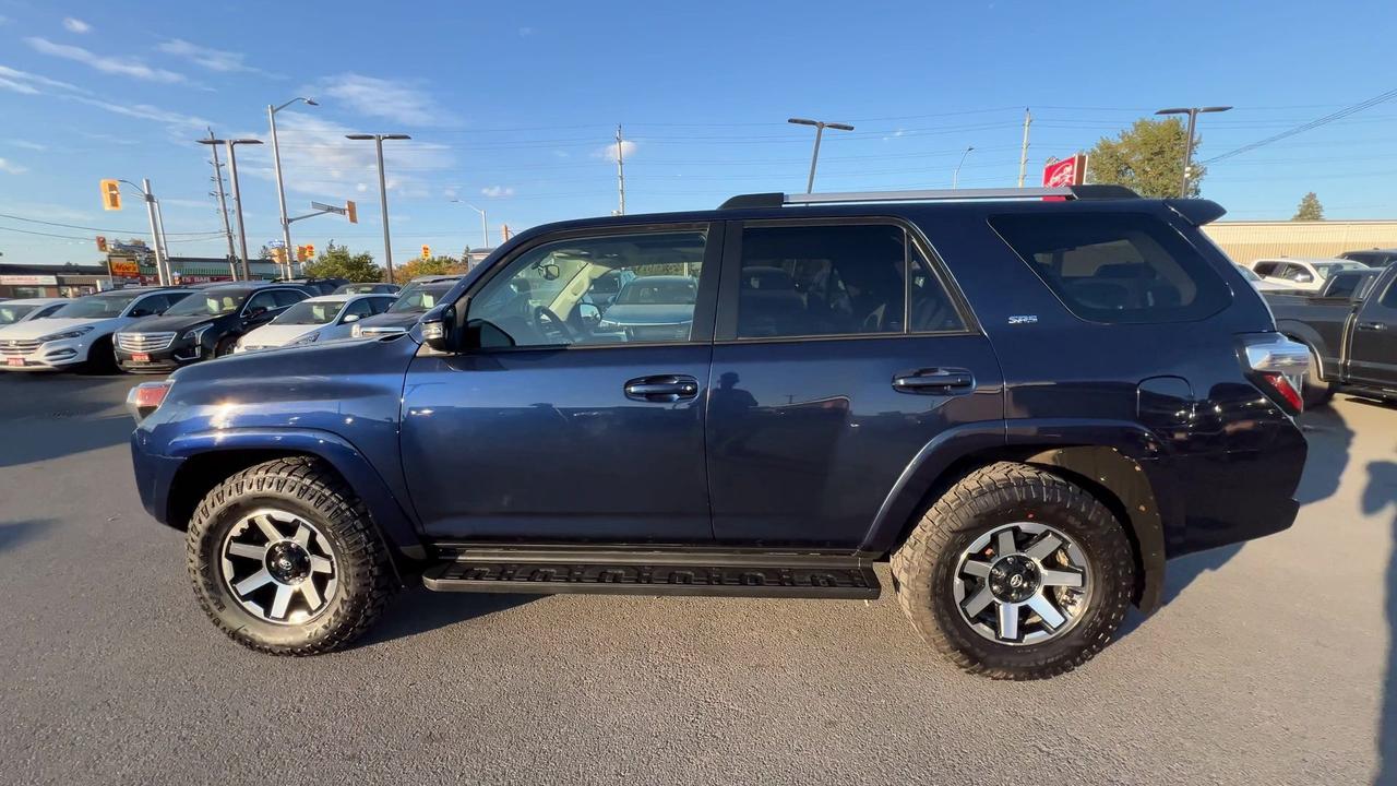 2019 Toyota 4Runner 4X4 | 7-PASSENGER | HTD LEATHER |SUNROOF | TOW PKG Photo4