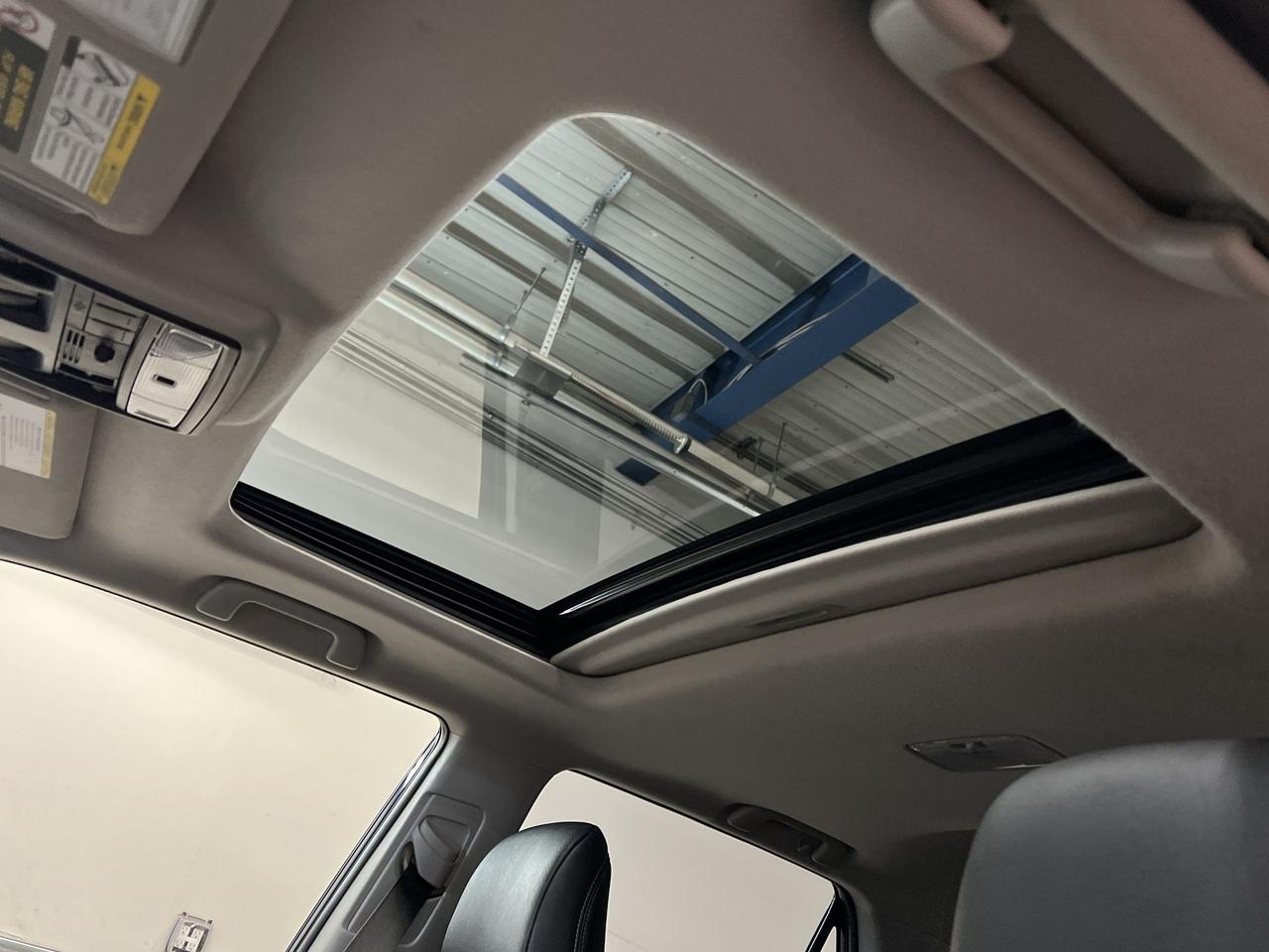 2019 Toyota 4Runner 4X4 | 7-PASSENGER | HTD LEATHER |SUNROOF | TOW PKG Photo