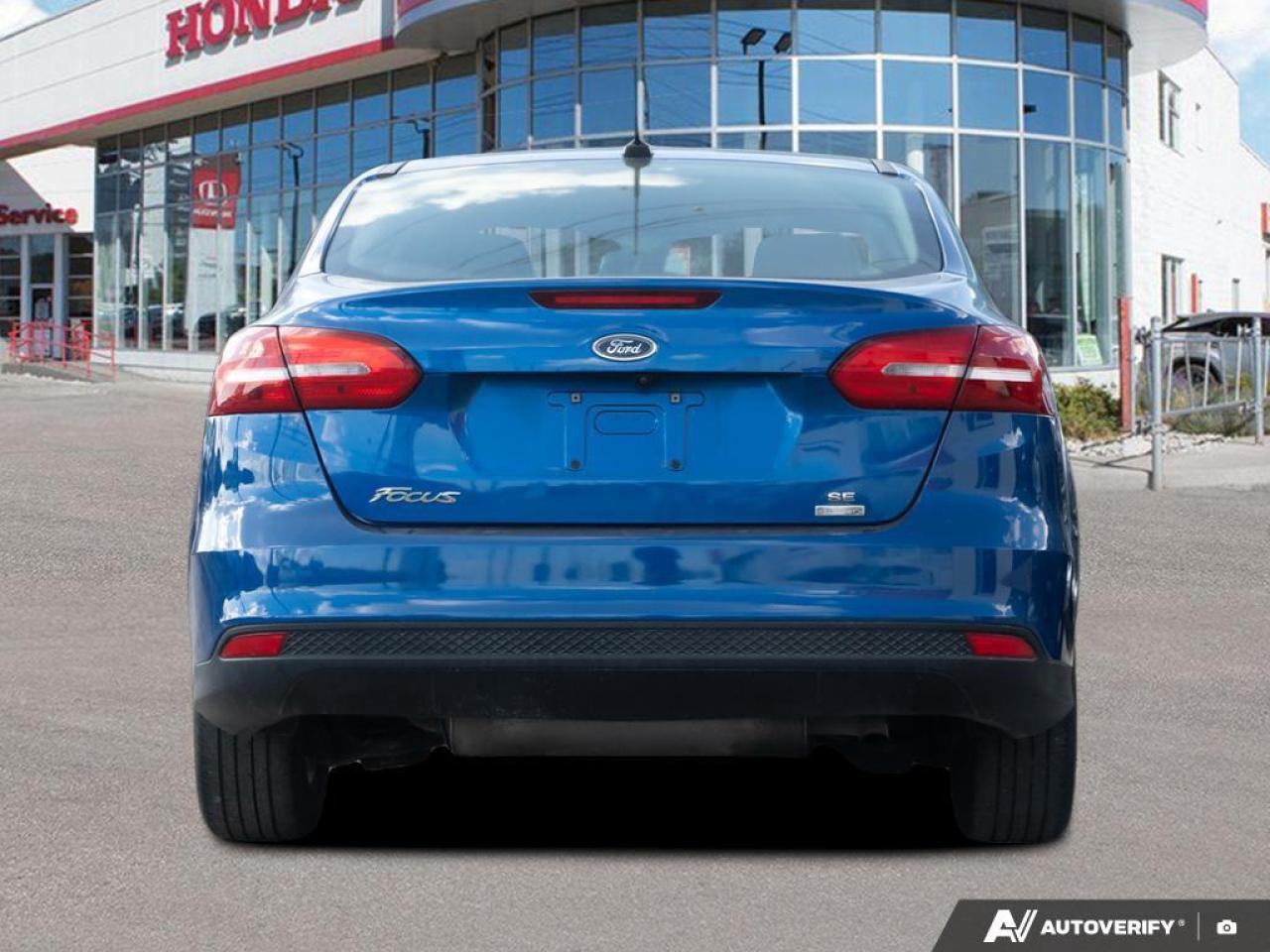 2018 Ford Focus  Photo4