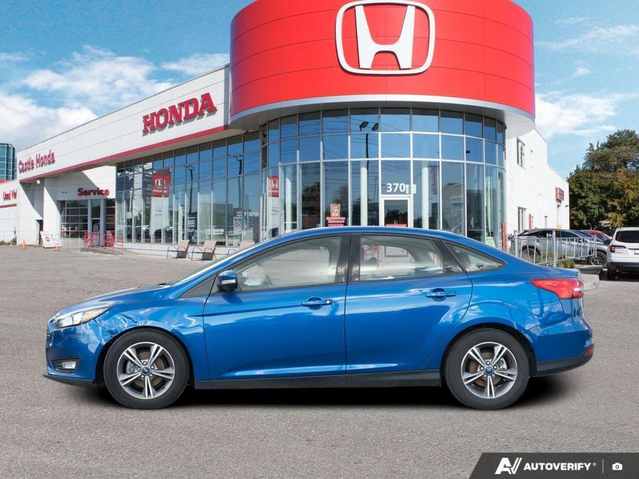 2018 Ford Focus  Photo2