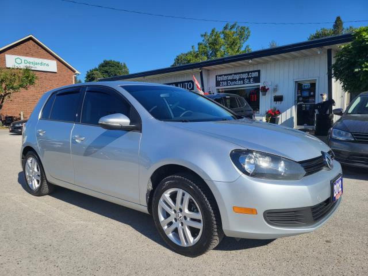 Used 2012 Volkswagen Golf TRENDLINE for sale in Waterdown, ON