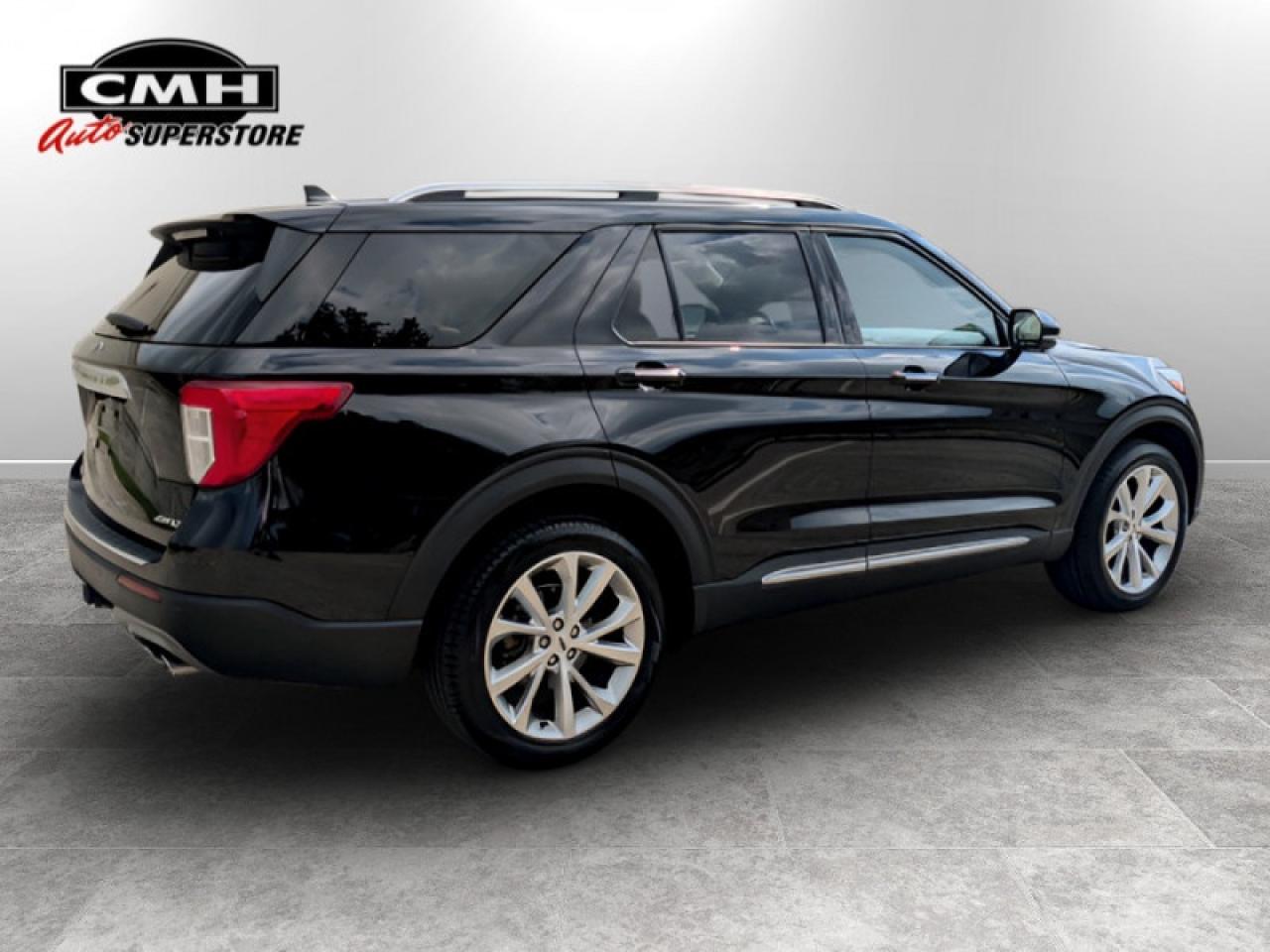2022 Ford Explorer Platinum  **TECHNOLOGY PACKAGE** Photo4