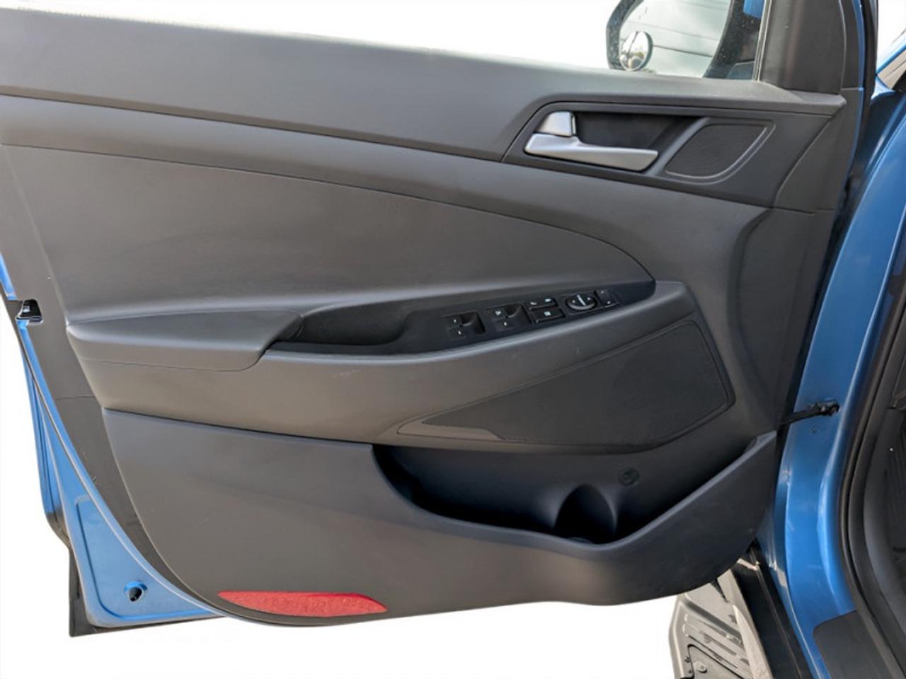 2020 Hyundai Tucson Preferred  **VERY LOW KMS - CLEAN CF** Photo