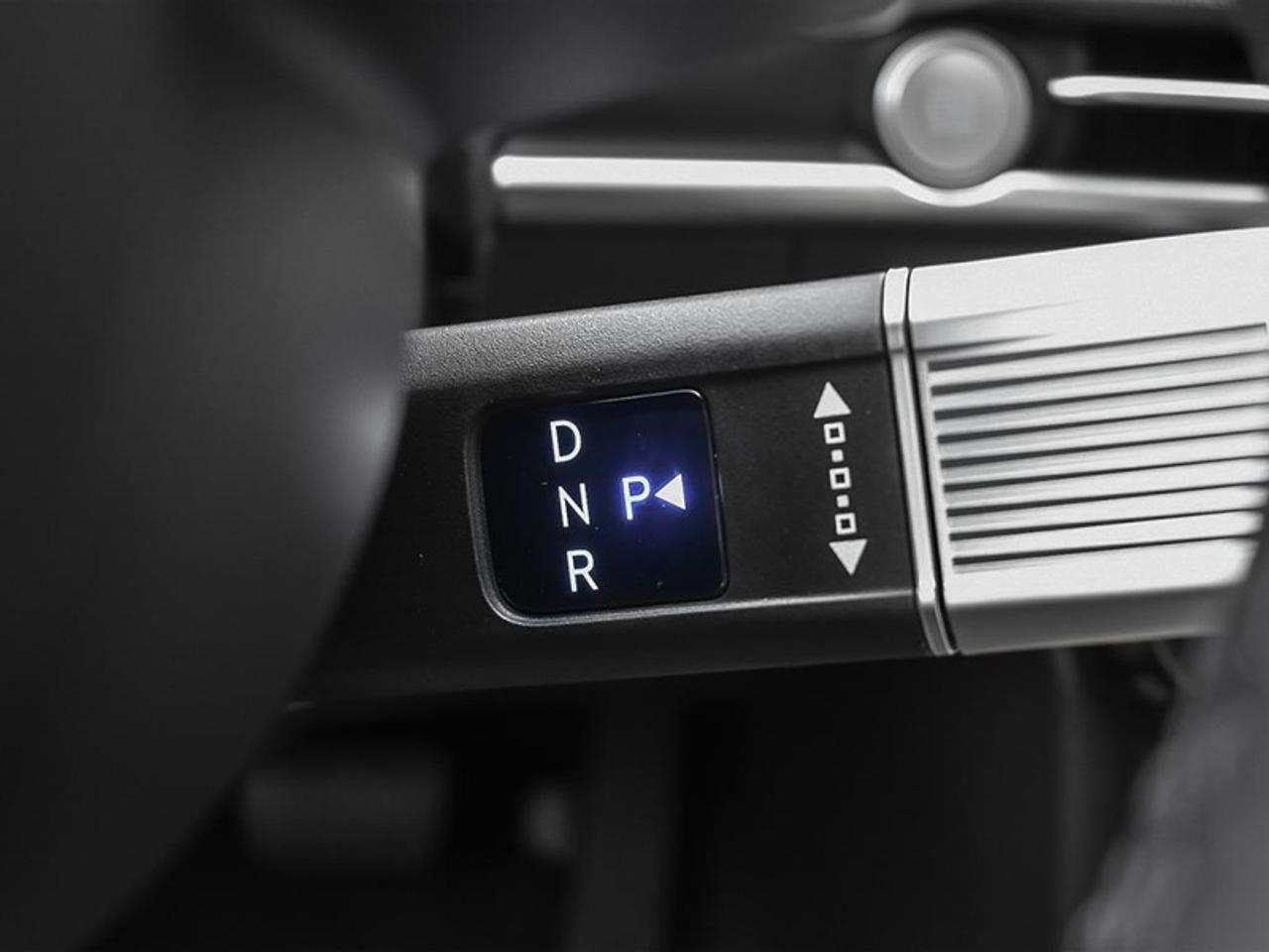 2026 Chevrolet Silverado 1500 RST  RST, CREW, 5.3 V8, FRONT BUCKETS Photo