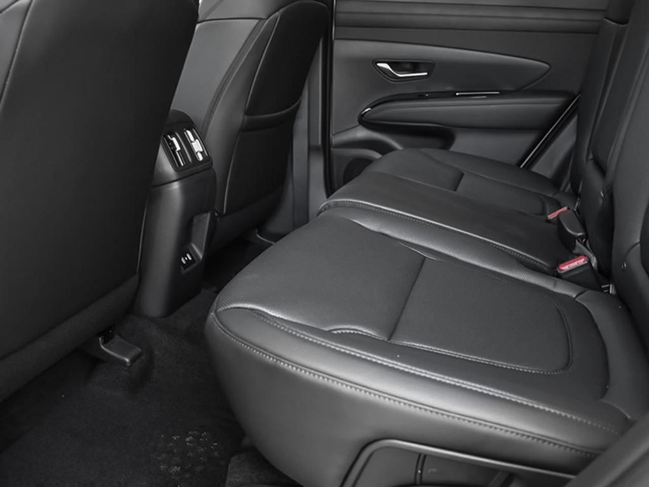 2026 Chevrolet Silverado 1500 RST  RST, CREW, 5.3 V8, FRONT BUCKETS Photo